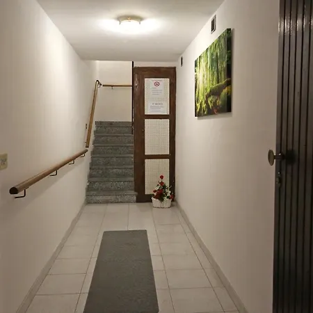 Bellagio Apartment *